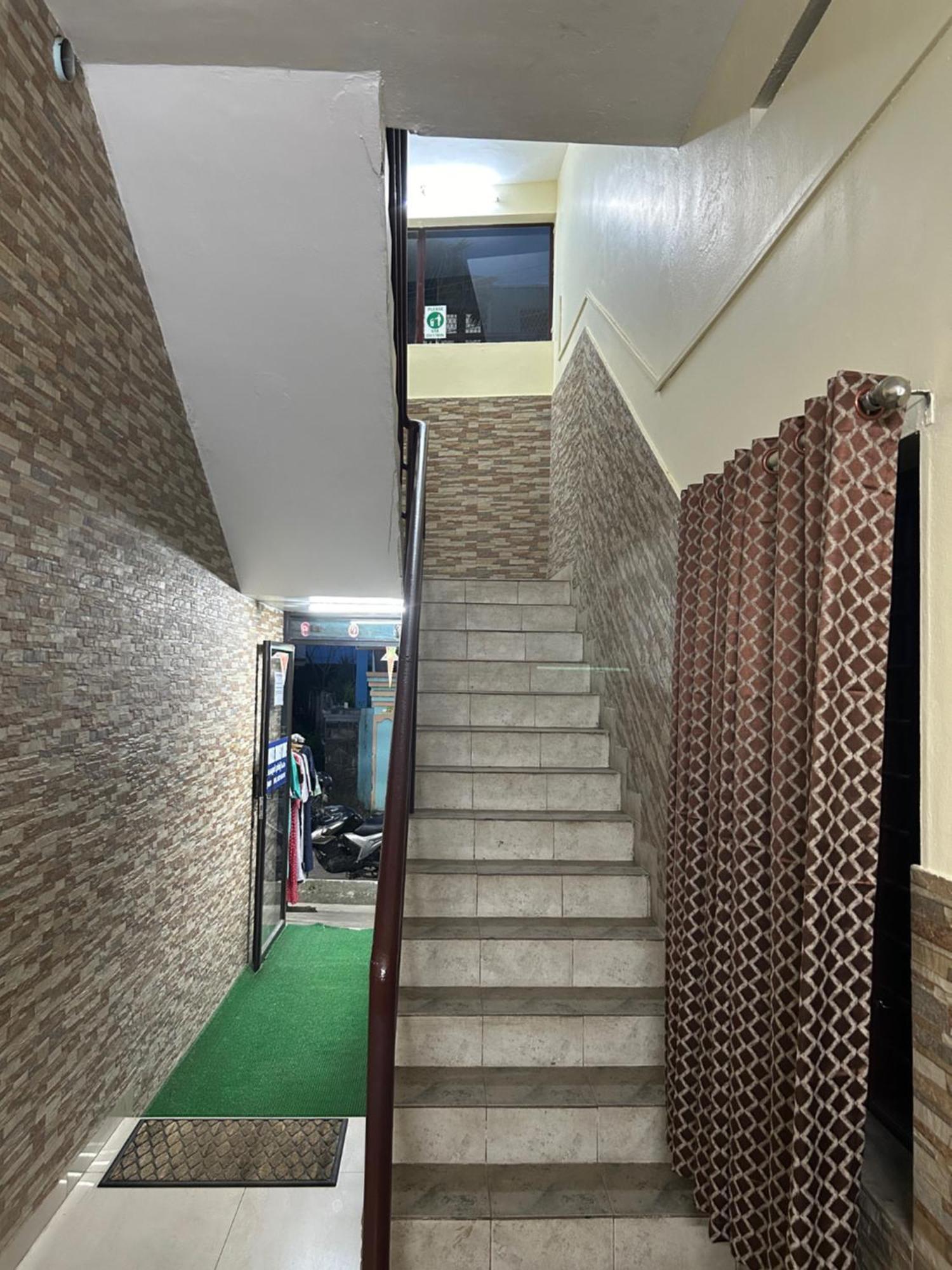 Mukalel Tourist Home Kochi Exterior photo
